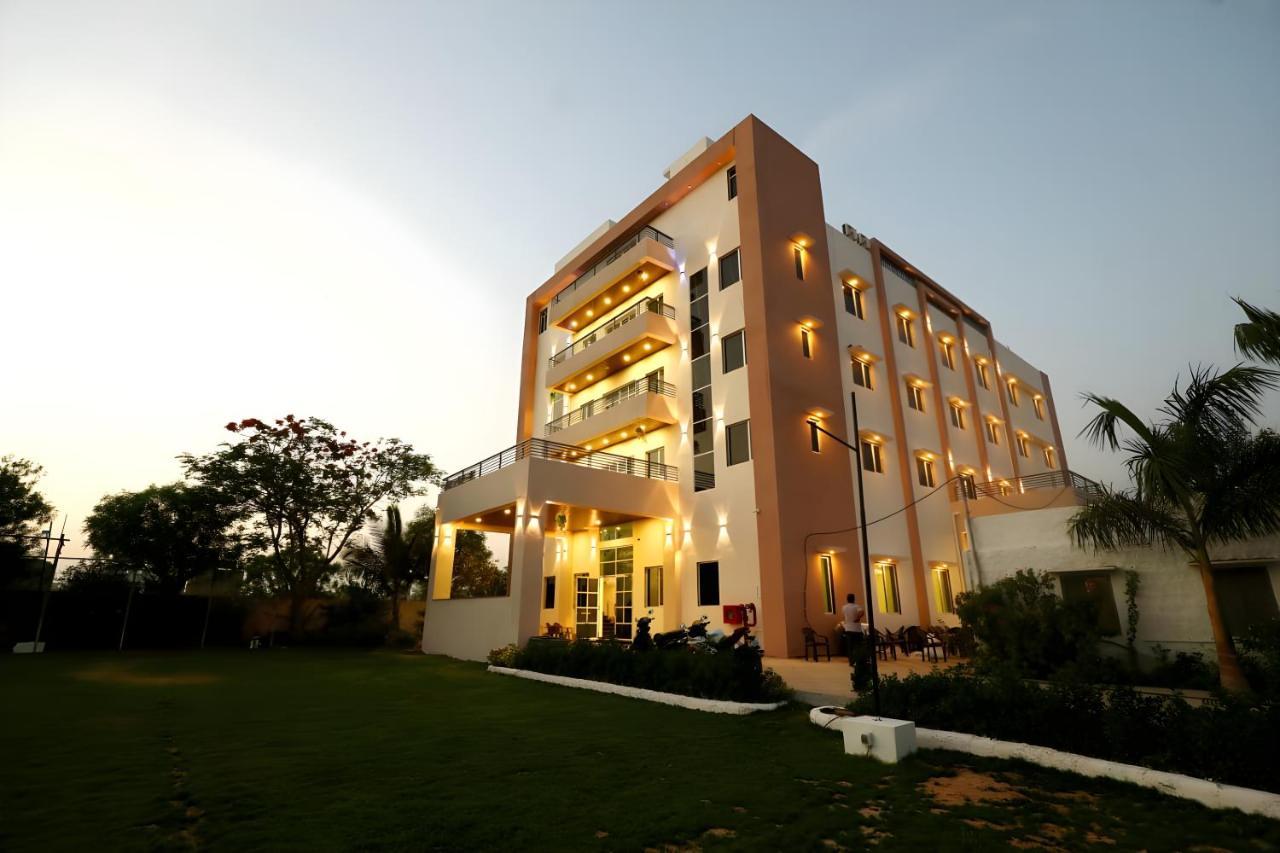 Sun Stone Hotel & Club - Jawai Sheoganj Exterior photo